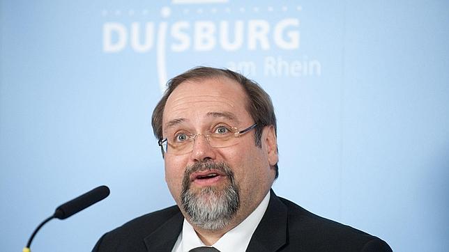 La tragedia de la Love Parade le cuesta el puesto al alcalde de Duisburgo