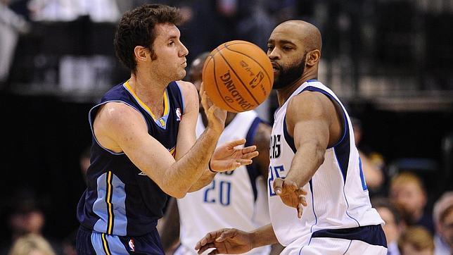 Los Mavericks inutilizan el liderazgo de Rudy