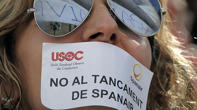 El administrador de Spanair prohíbe a las agencias devolver el importe de los billetes