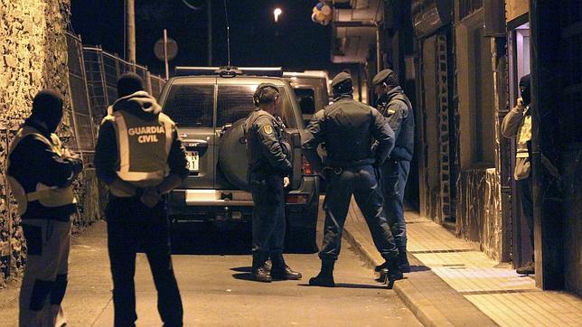 Detenidos dos presuntos miembros de ETA en Guipúzcoa