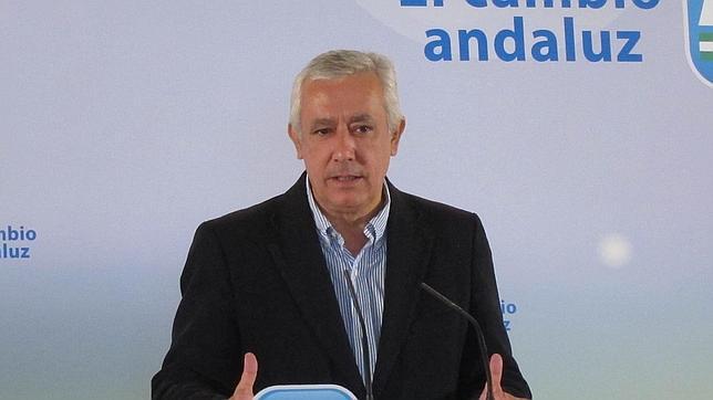 Arenas: «Tengo la obligación moral de contar a los andaluces todo lo que me encuentre»