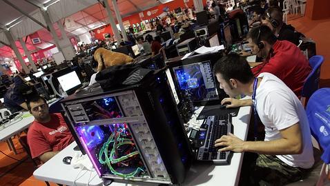 La Campus Party deja Valencia y marcha rumbo a Barcelona