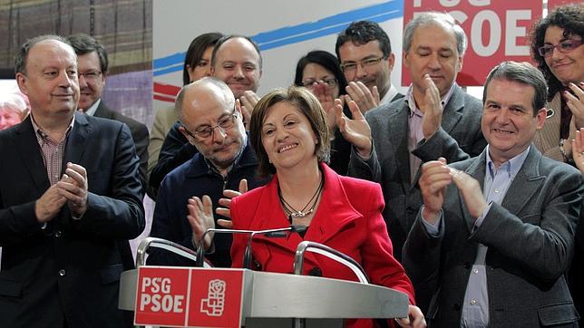 La ex ministra Elena Espinosa se presenta para liderar a los socialistas gallegos