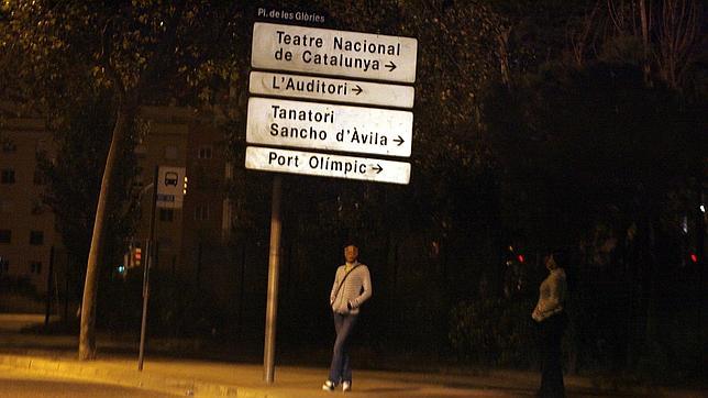 Puig quiere multar a prostitutas y clientes en la calle