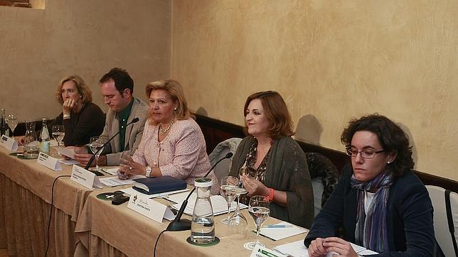 Las víctimas de ETA exigen al Gobierno del PP una aplicación «ortodoxa» de la ley