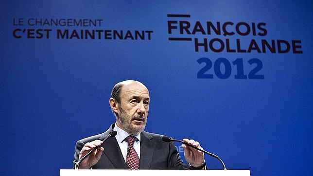 Rubalcaba dice que PP y Foro solo se diferencian en su lucha por el poder