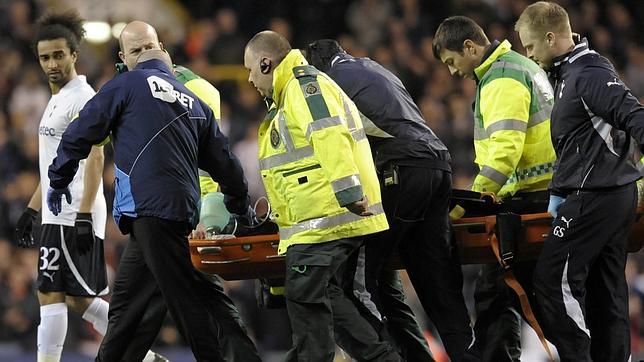 Fabrice Muamba estuvo «muerto» durante 78 minutos según el médico del Bolton