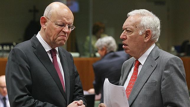 La UE autoriza los ataques a las bases en tierra de los piratas somalíes