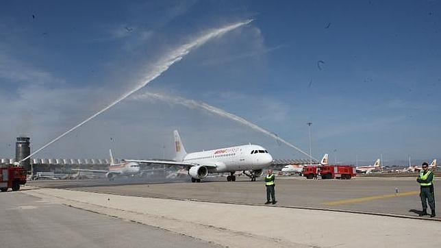 Despega Iberia Express con «lo mejor de Iberia y atributos del bajo coste»
