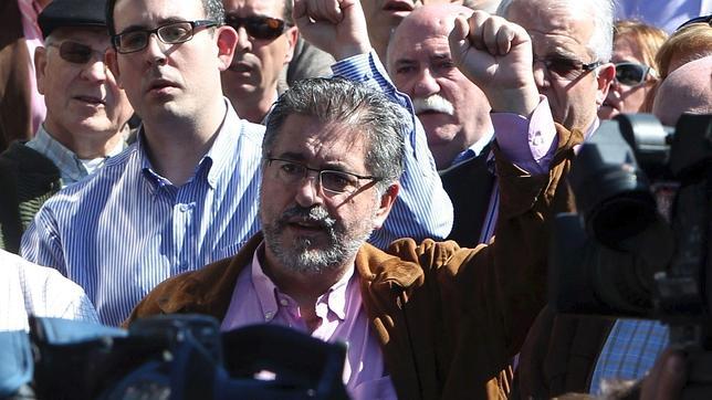 Eguiguren visita a Otegi en prisión