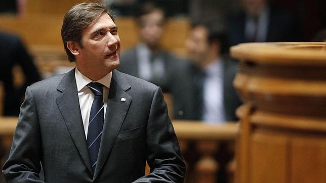 Suprimir cuatro festivos, receta extrema de Portugal para ganar productividad