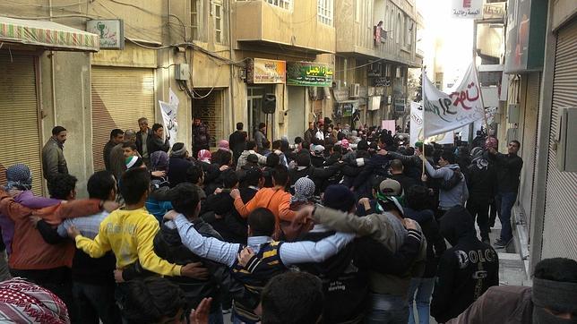 Siria se compromete a aplicar el plan de paz el 10 de abril como propone Kofi Annan