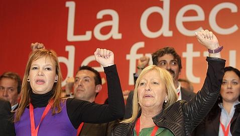 Pajín se hace fuerte en la dirección de un PSOE valenciano de corte «chaconista»