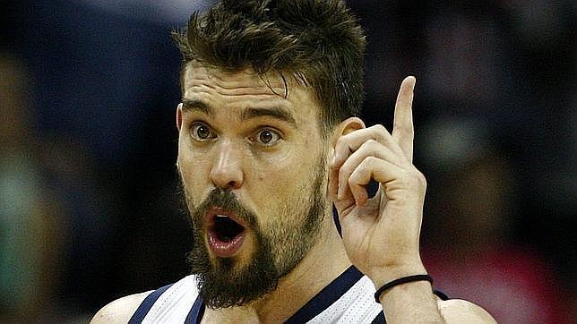 Un Marc Gasol decisivo supera a la regularidad de Ibaka