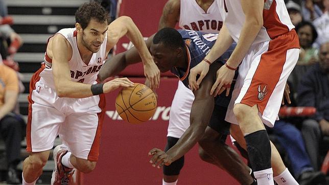Bargnani, DeRozan y Calderón acaban con el maleficio de los Bobcats