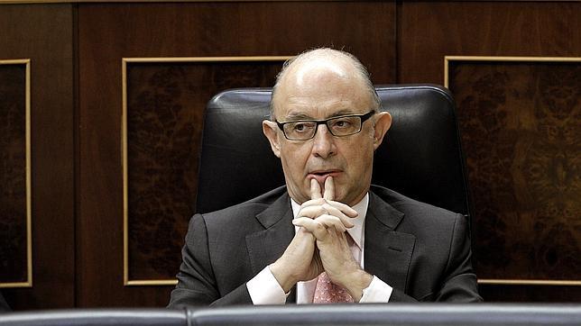 Montoro justifica la amnistía fiscal como un proceso de «regularización de activos ocultos»