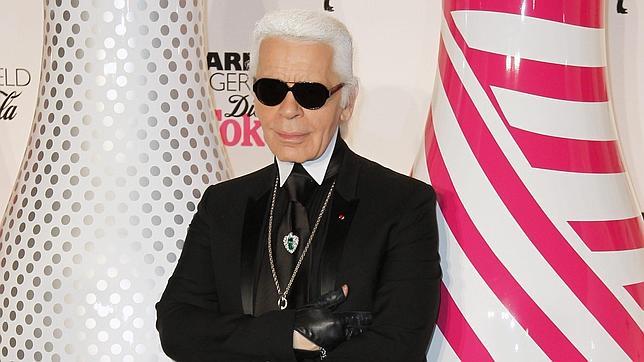 Karl Lagerfeld comentará los actos del jubileo de diamante de la Reina Isabel II