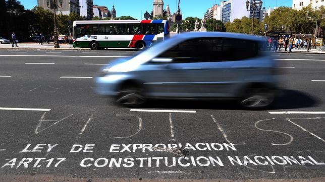 EE.UU. cree que la expropiación de YPF «crea un clima de inversión muy negativo»