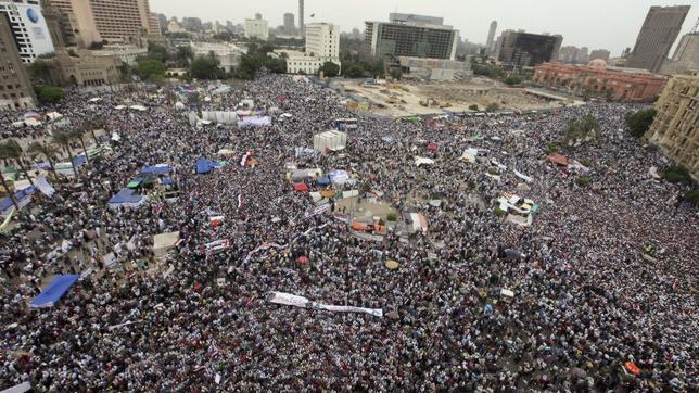 Miles de egipcios protestan en Tahrir contra los candidatos afines a Mubarak
