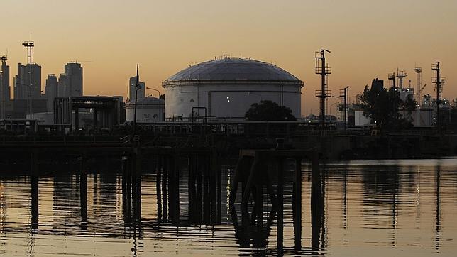 Kirchner elige el «populismo» del pasado con su decisión de expropiar YPF