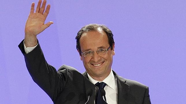 Hollande confía en una «bella victoria» el 6 de mayo para «reorientar Europa»