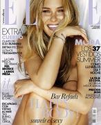 La modelo Bar Refaeli posa semidesnuda en la revista «Elle»