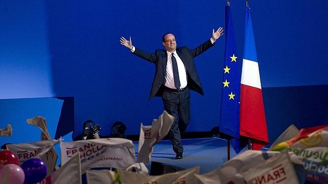 Dos nuevos sondeos auguran una clara victoria de Hollande sobre Sarkozy