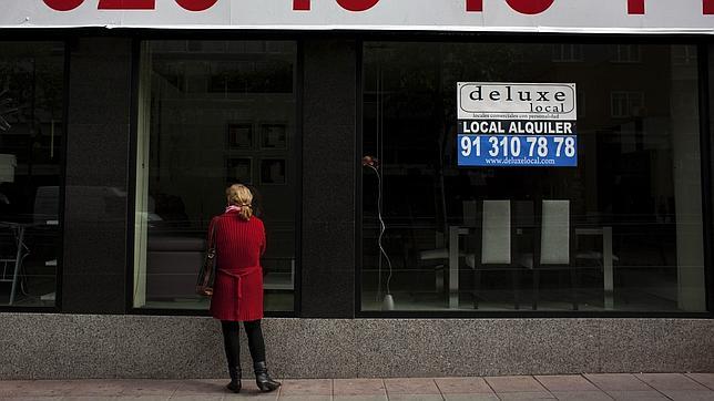 Los madrileños se aferran al puente