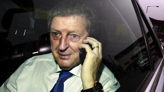 Inglaterra ultima la contratación de Hodgson como seleccionador