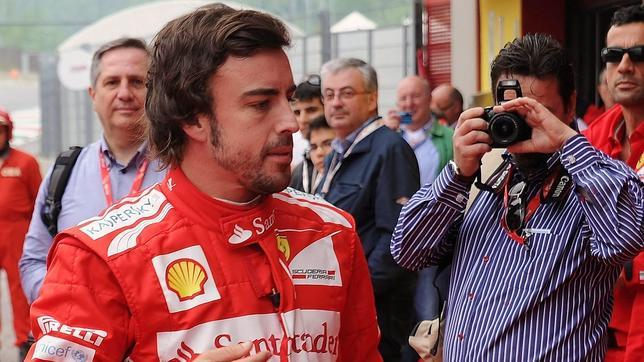Fernando Alonso, irónico: «Aún estoy vivo»