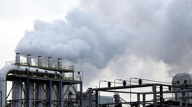 Las emisiones de CO2 del sector industrial y la energía aumentaron un 9,2% en 2011