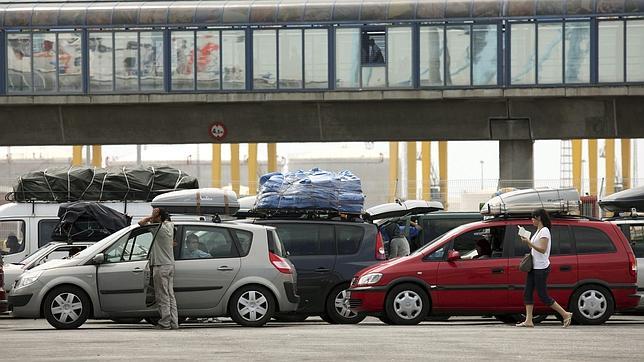 Más de 7.000 efectivos coordinarán un año más la Operación Paso del Estrecho