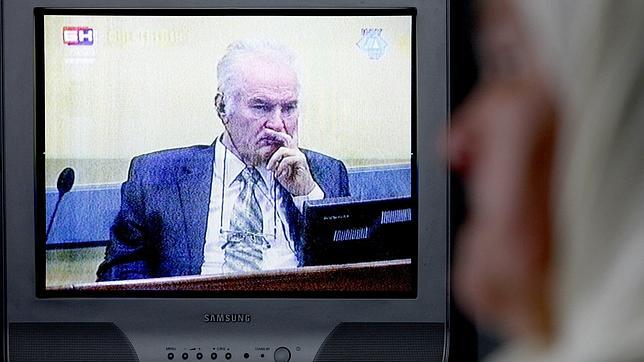 «Irregularidades» de la Fiscalía obligan a suspender sin fecha el juicio a Mladic