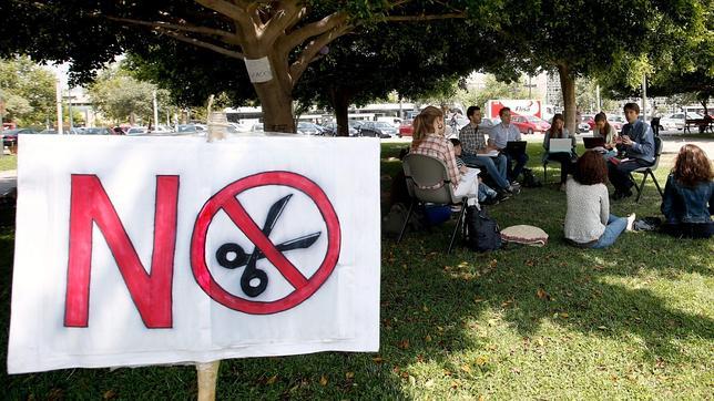 Medio centenar de asociaciones de estudiantes secundan la huelga del 22-M