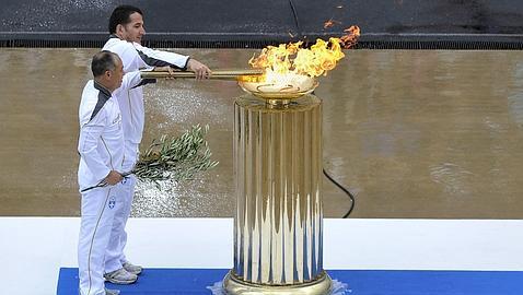 La llama olímpica viaja a Londres