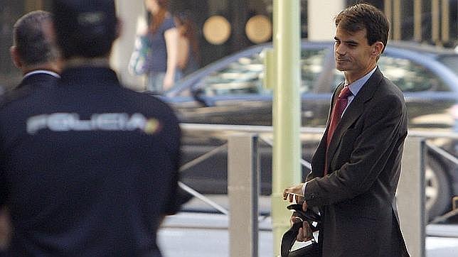 Ruz no procesará a la mujer que Garzón señaló como «responsable de las FARC en España»