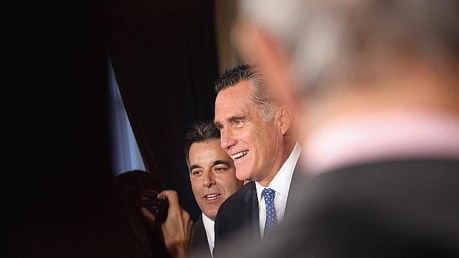 Romney recela de Chávez y Castro ante el electorado hispano