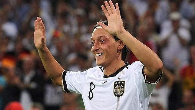 Mesut Özil, el mago del balón