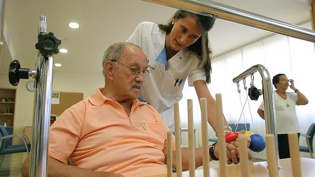 Cataluña aumentará el copago en prestaciones de dependencia