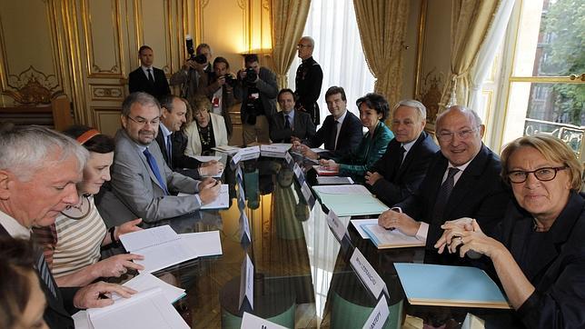 El Gobierno Hollande se enfrenta a sus primeros problemas: más de 45.000 empleos amenazados