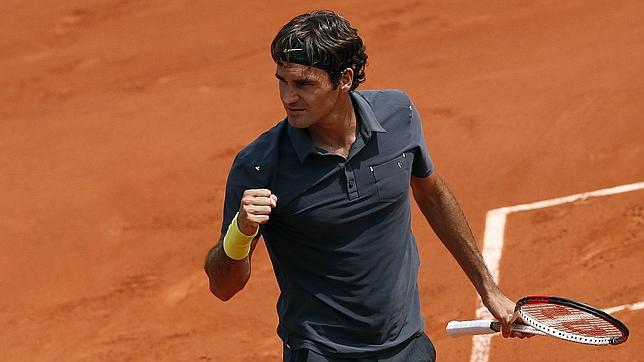 Federer sobrevive a Ungur y supera la leyenda de Jimmy Connors