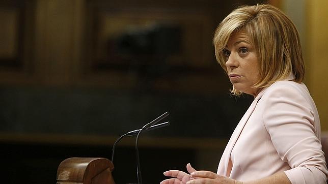 El PSOE pedirá la dimisión de Dívar si no comparece en el Parlamento