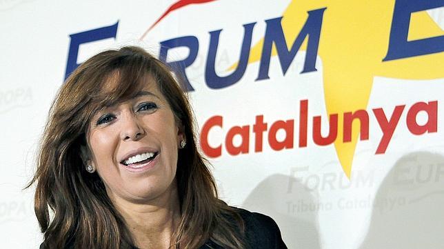 Camacho relega el pacto fiscal y pide a Mas que abandone la confrontación