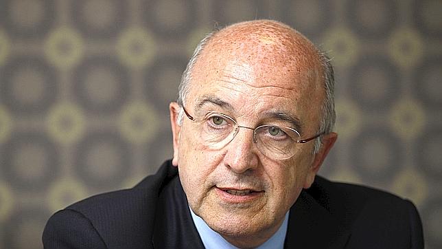 El Gobierno desmiente que vaya a liquidar ningún banco