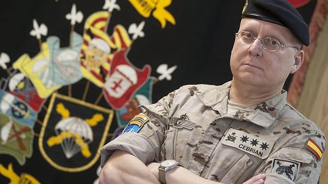 El «paraca» Cebrián, nuevo mando en Afganistán: «Es previsible que los ataques aumenten»