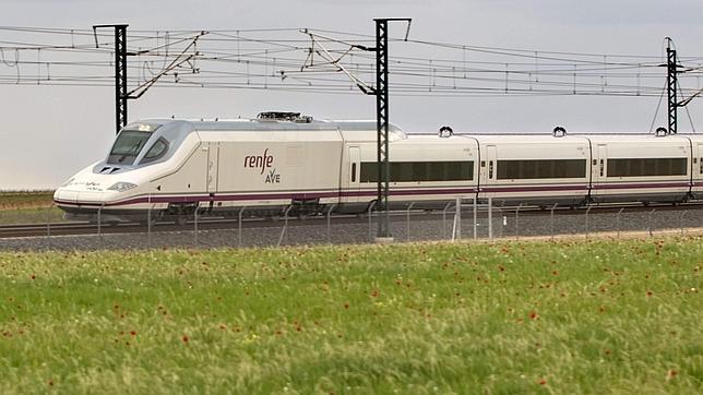 Renfe lanza el billete integrado que combinará dos o más trenes y será hasta un 40% más barato