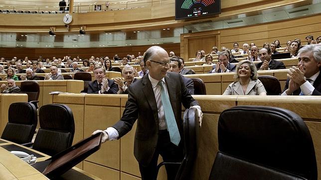 La ausencia de seis senadores retrasa la elección de los consejeros de RTVE