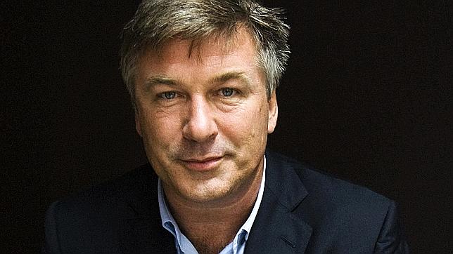 Alec Baldwin agrede a un fotógrafo