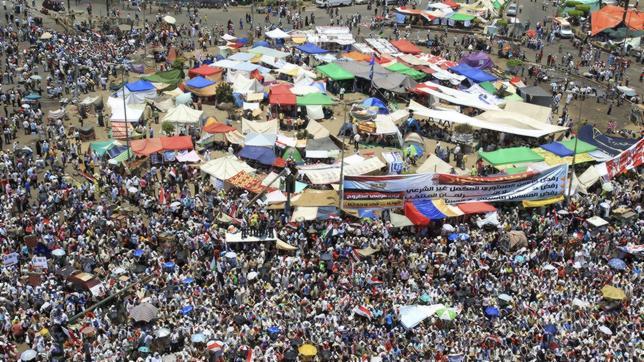 Los Hermanos Musulmanes mantienen la presión en Tahrir