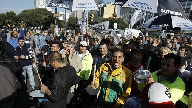 Miles de sindicalistas se concentran en Buenos Aires contra el Gobierno